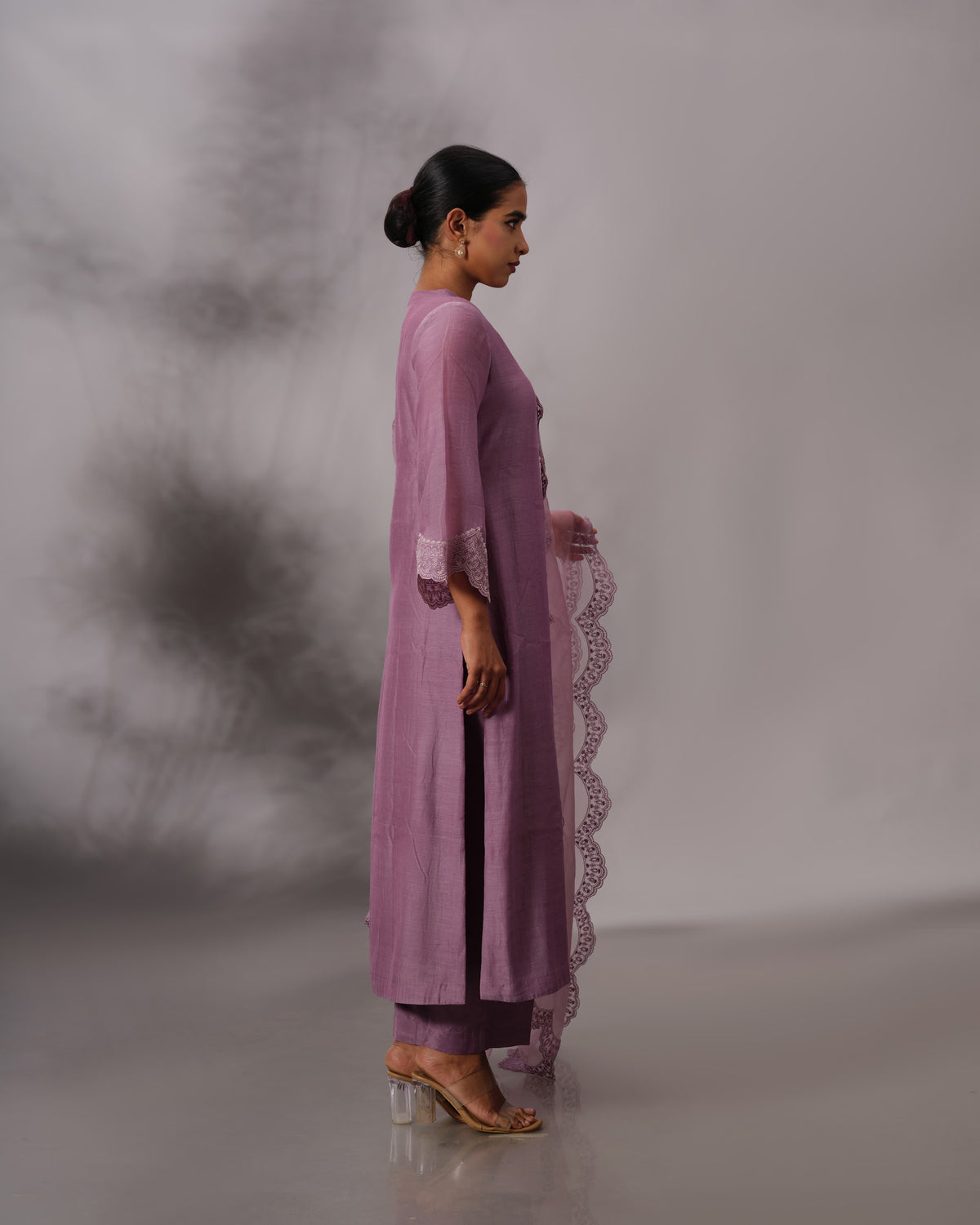 Model wearing the Mauve Slitted Malai Chanderi Set by Kpret by Kalakaari