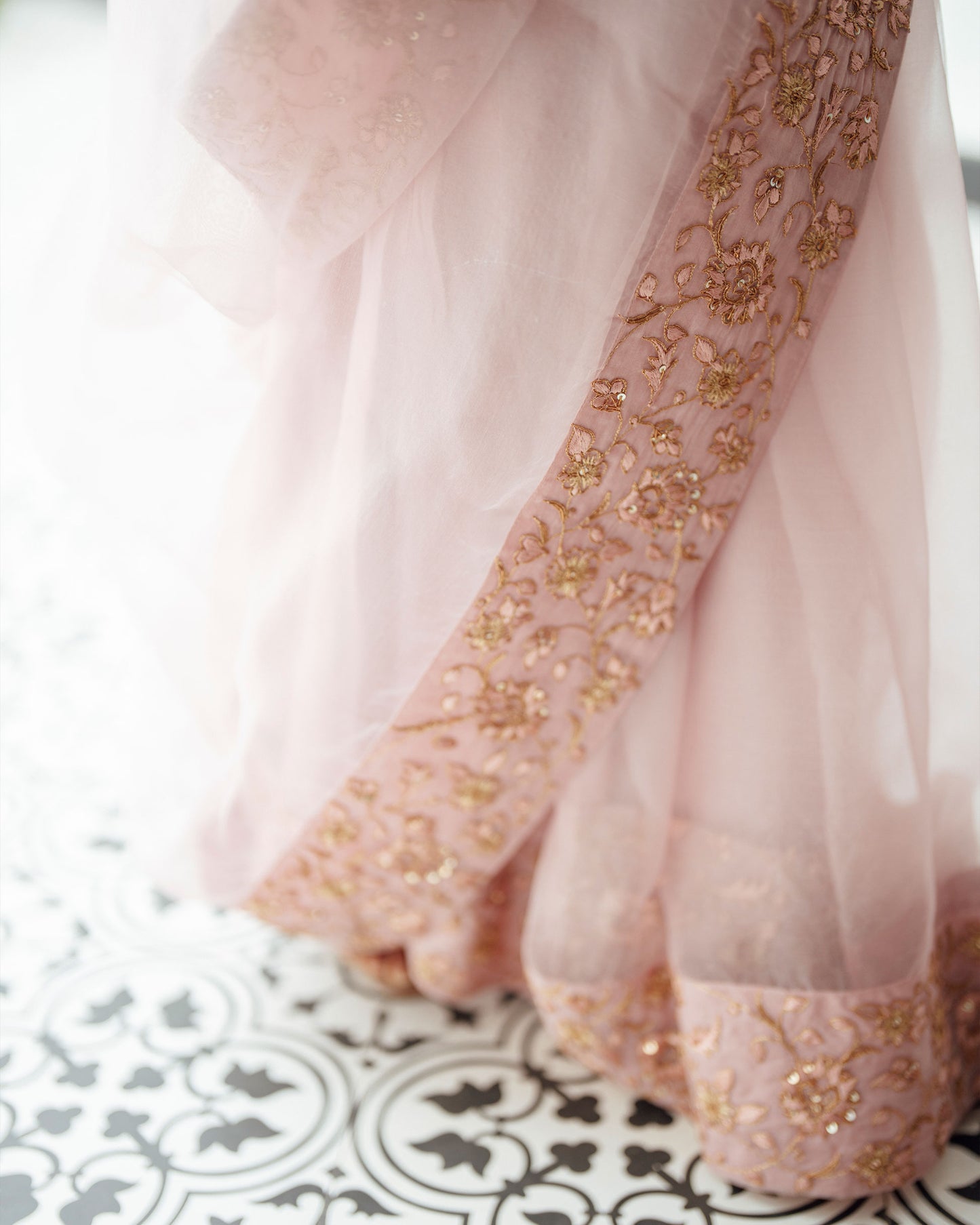 LIGHT ONION PINK SILK ORGANZA SAREE AND BLOUSE