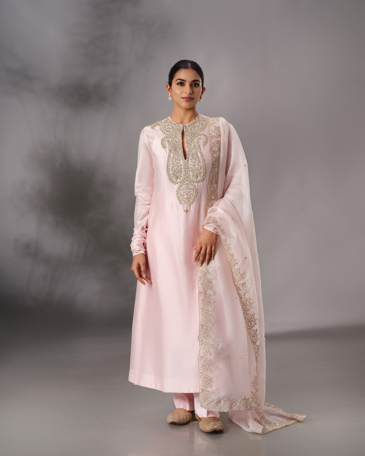 Model wearing the Powder Pink Hand-Embroidered Salwar Set by Kpret by Kalakaari