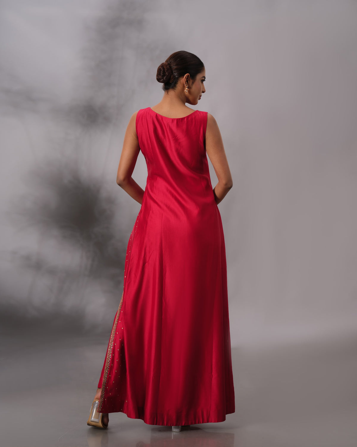 Model wearing the Crimson Red Chanderi Silk Set by Kpret by Kalakaari