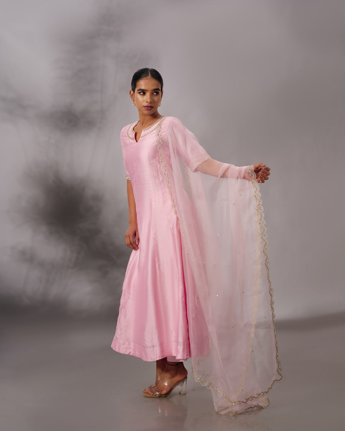 Model wearing the Candy Pink Three-Panelled Chanderi Silk Set by Kpret by Kalakaari