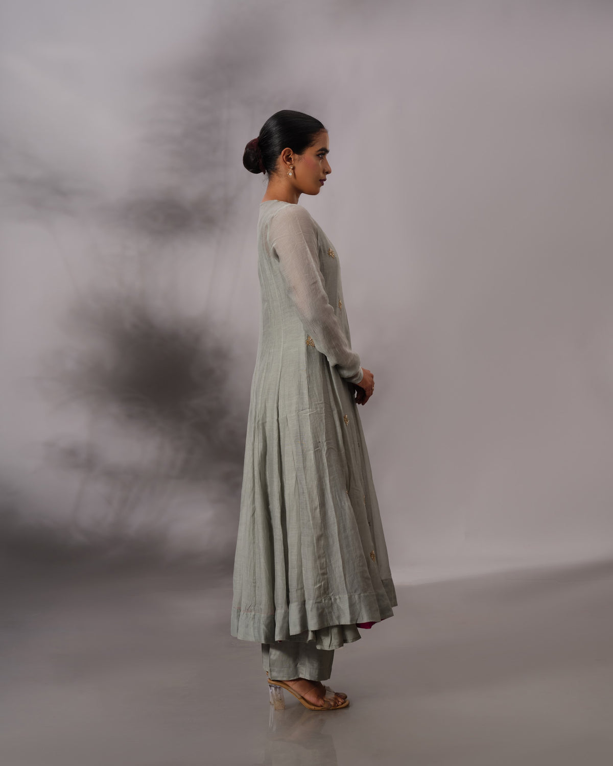 Model wearing the Aqua Grey Panelled Anarkali Set by Kpret by Kalakaari