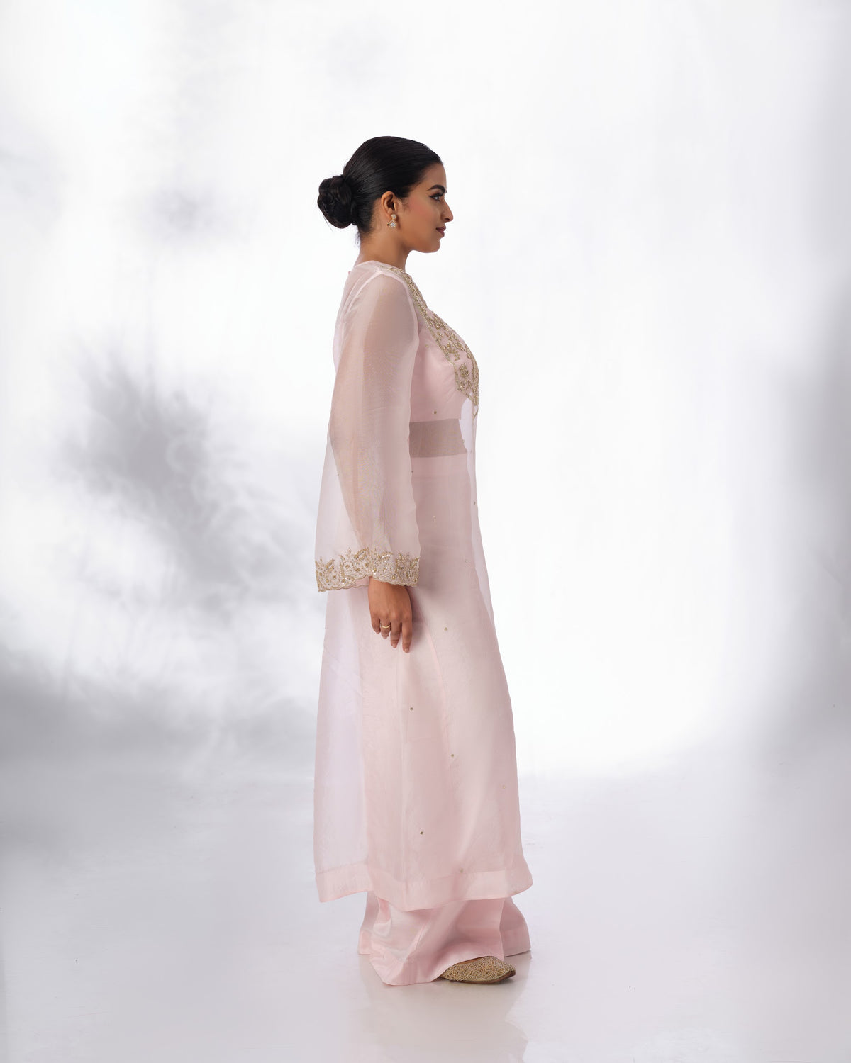 Model wearing the Calcite Silk Organza Set by Kpret by Kalakaari