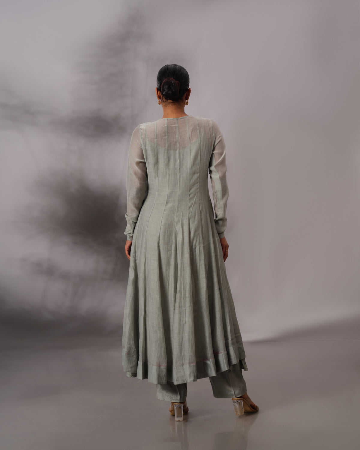 Model wearing the Aqua Grey Panelled Anarkali Set by Kpret by Kalakaari