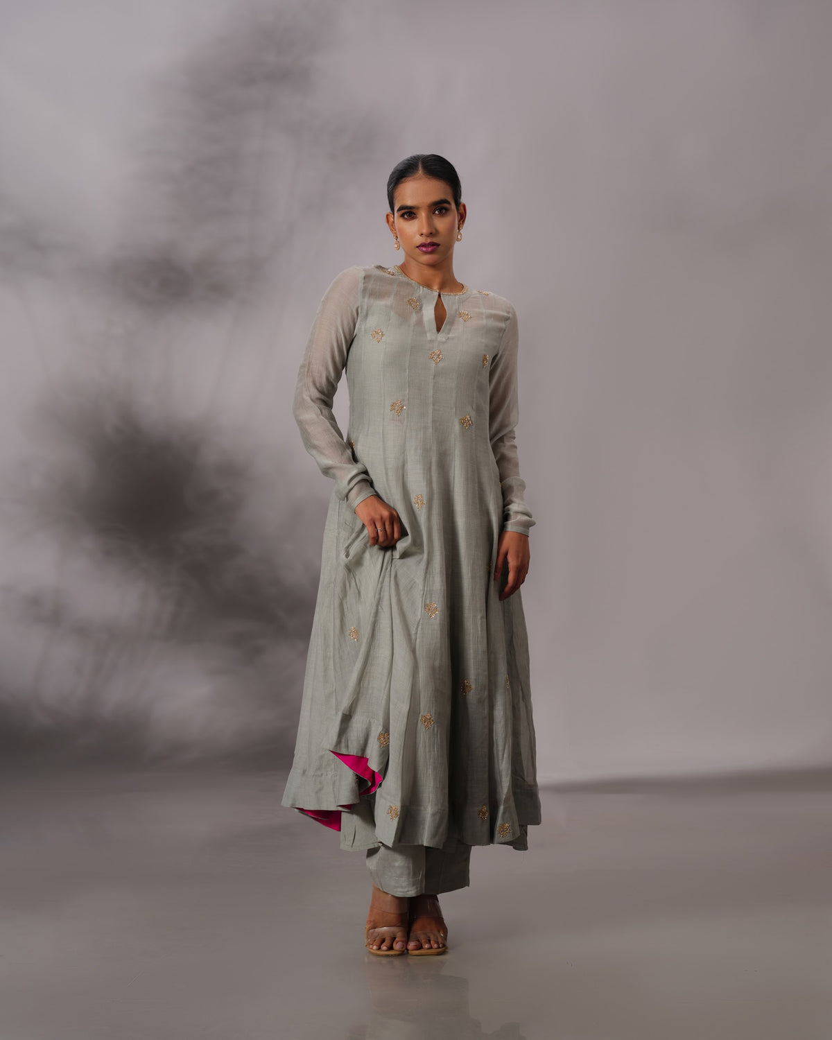 Model wearing the Aqua Grey Panelled Anarkali Set by Kpret by Kalakaari