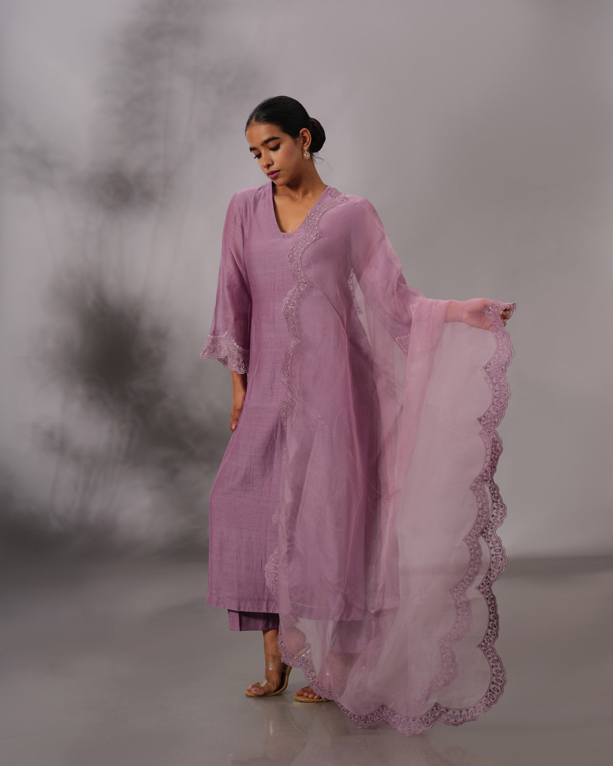 Model wearing the Mauve Slitted Malai Chanderi Set by Kpret by Kalakaari