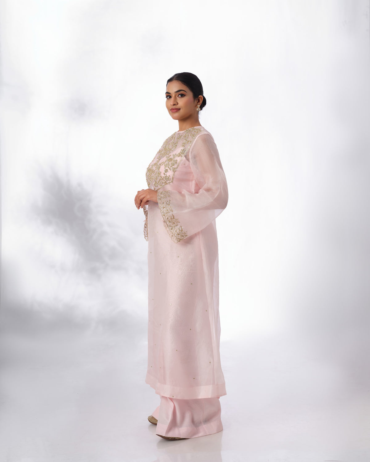 Model wearing the Calcite Silk Organza Set by Kpret by Kalakaari
