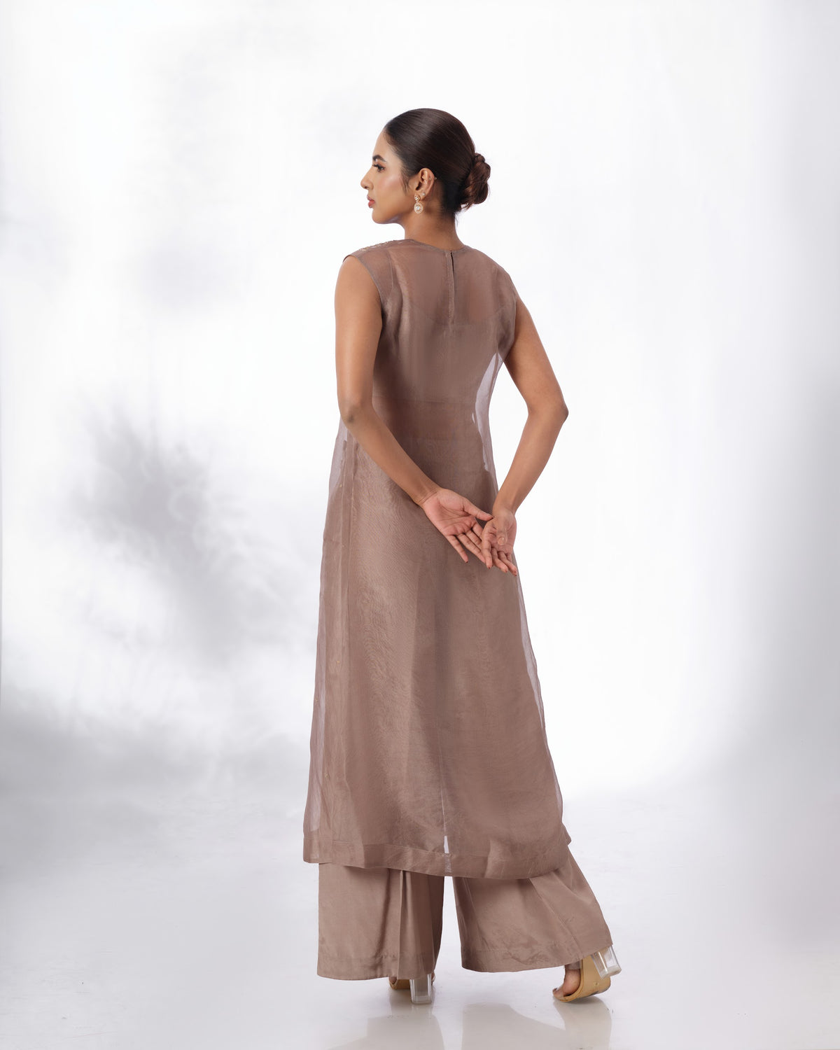 Model wearing the Chocolate Malt Silk Organza Set by Kpret by Kalakaari