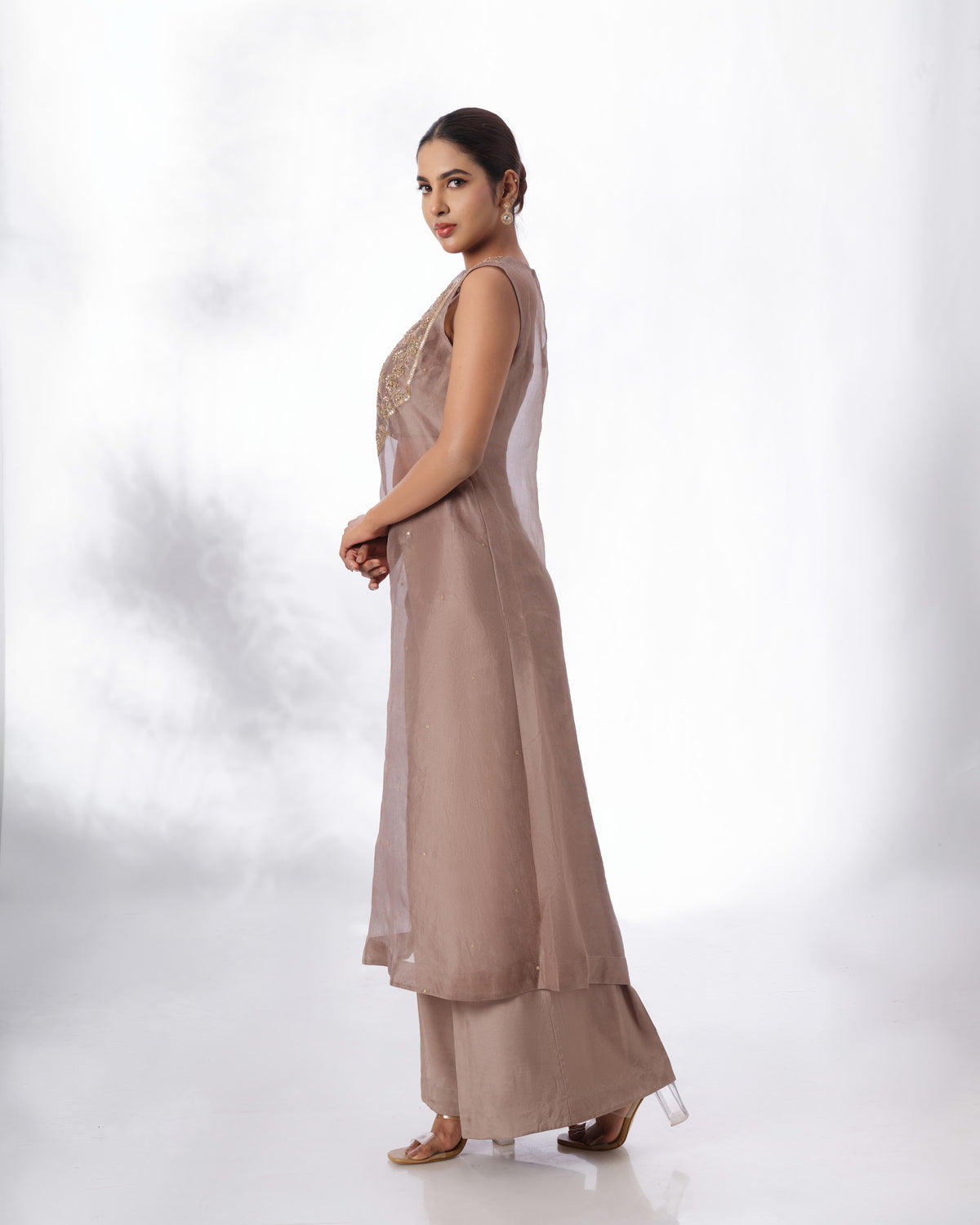 Model wearing the Chocolate Malt Silk Organza Set by Kpret by Kalakaari
