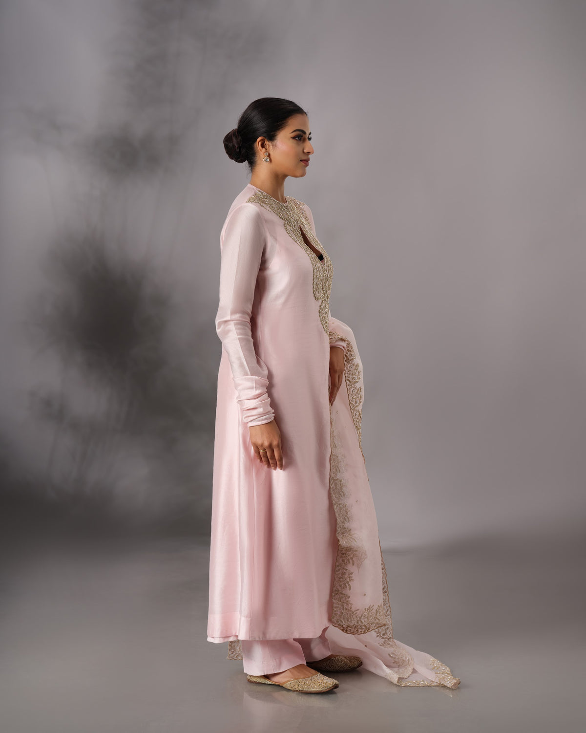 Model wearing the Powder Pink Hand-Embroidered Salwar Set by Kpret by Kalakaari