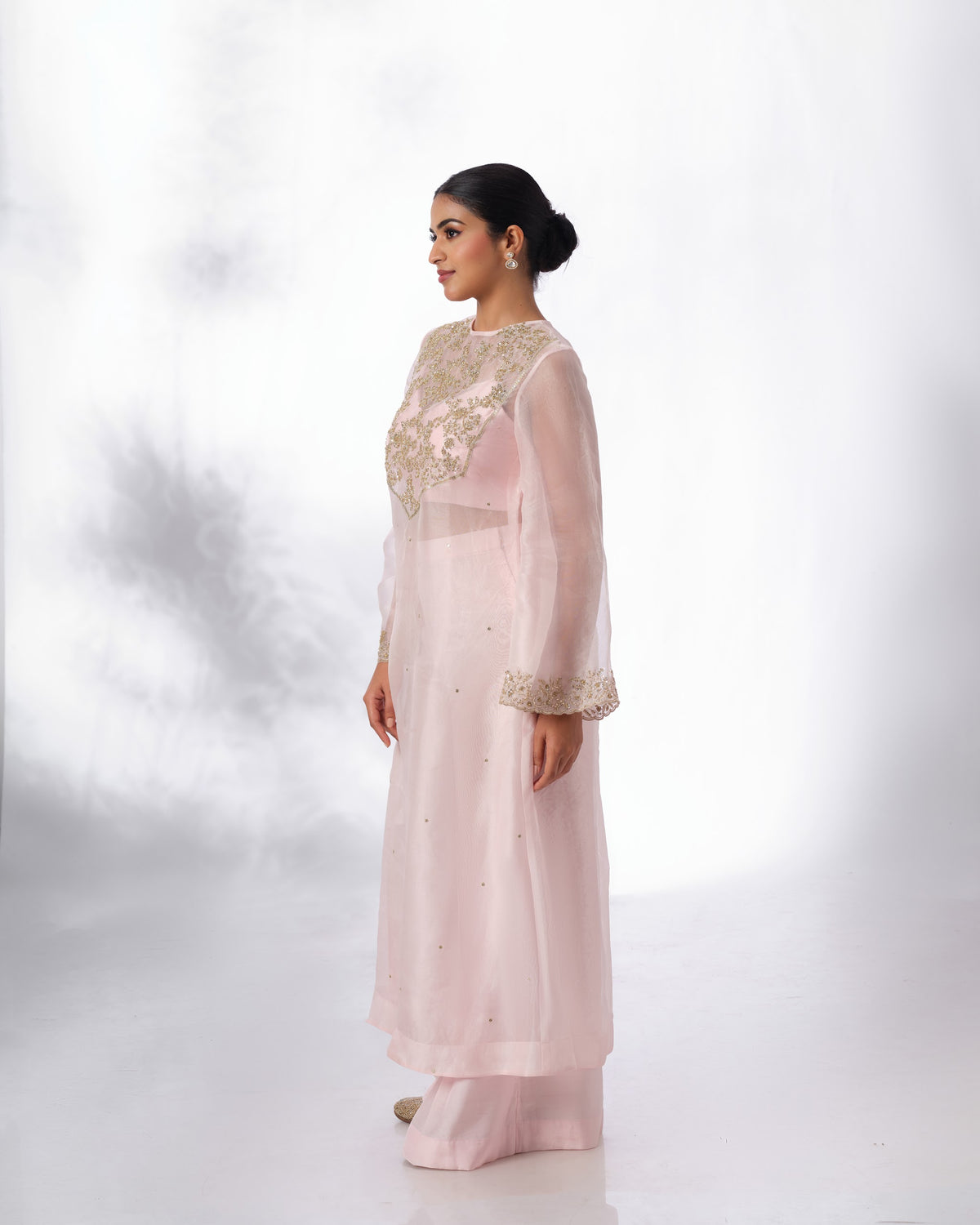 Model wearing the Calcite Silk Organza Set by Kpret by Kalakaari