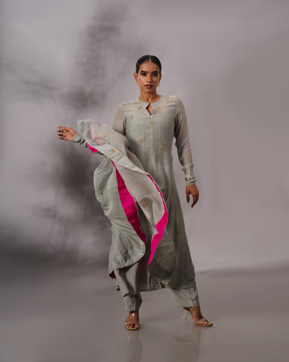 Model wearing the Aqua Grey Panelled Anarkali Set by Kpret by Kalakaari
