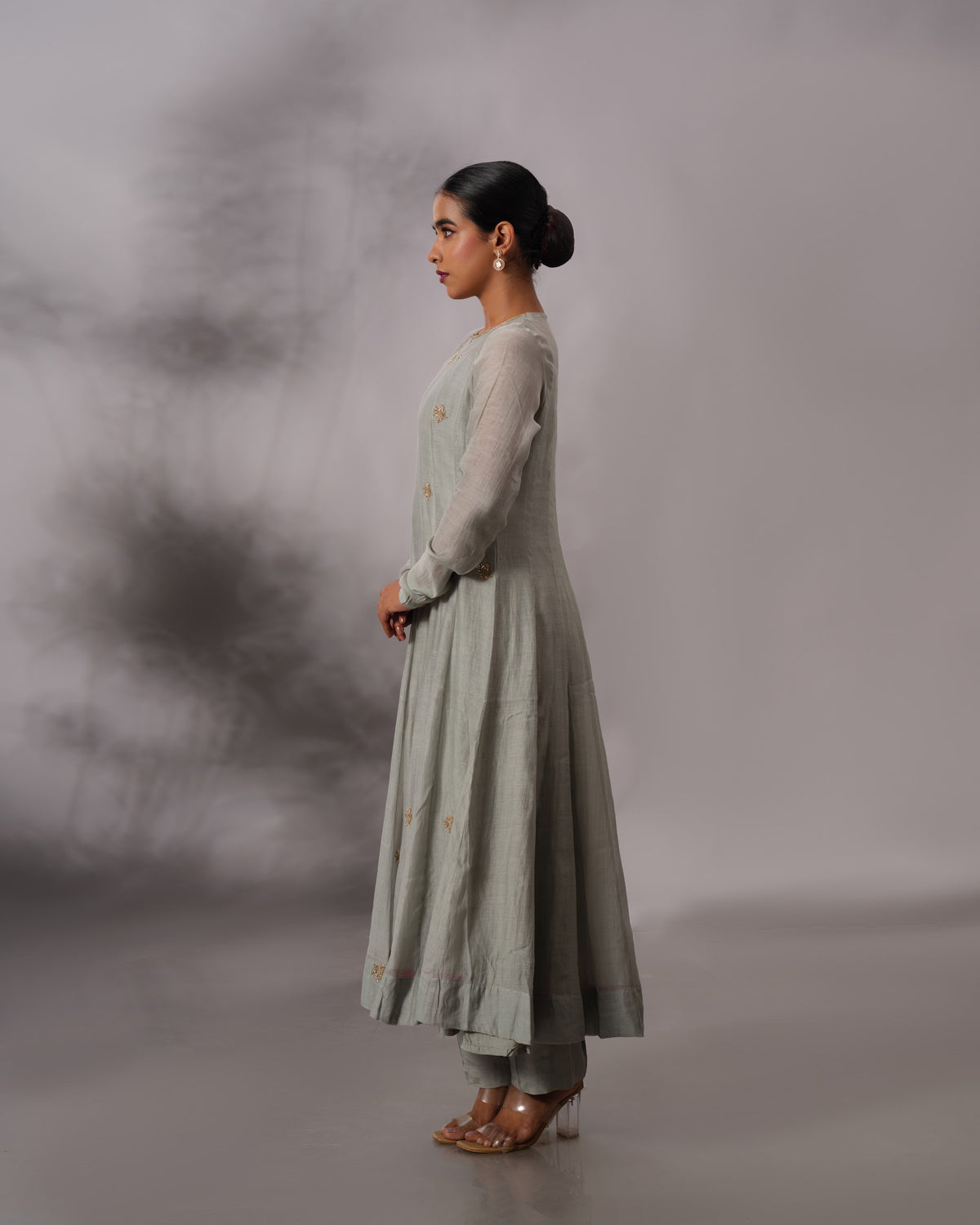 Model wearing the Aqua Grey Panelled Anarkali Set by Kpret by Kalakaari