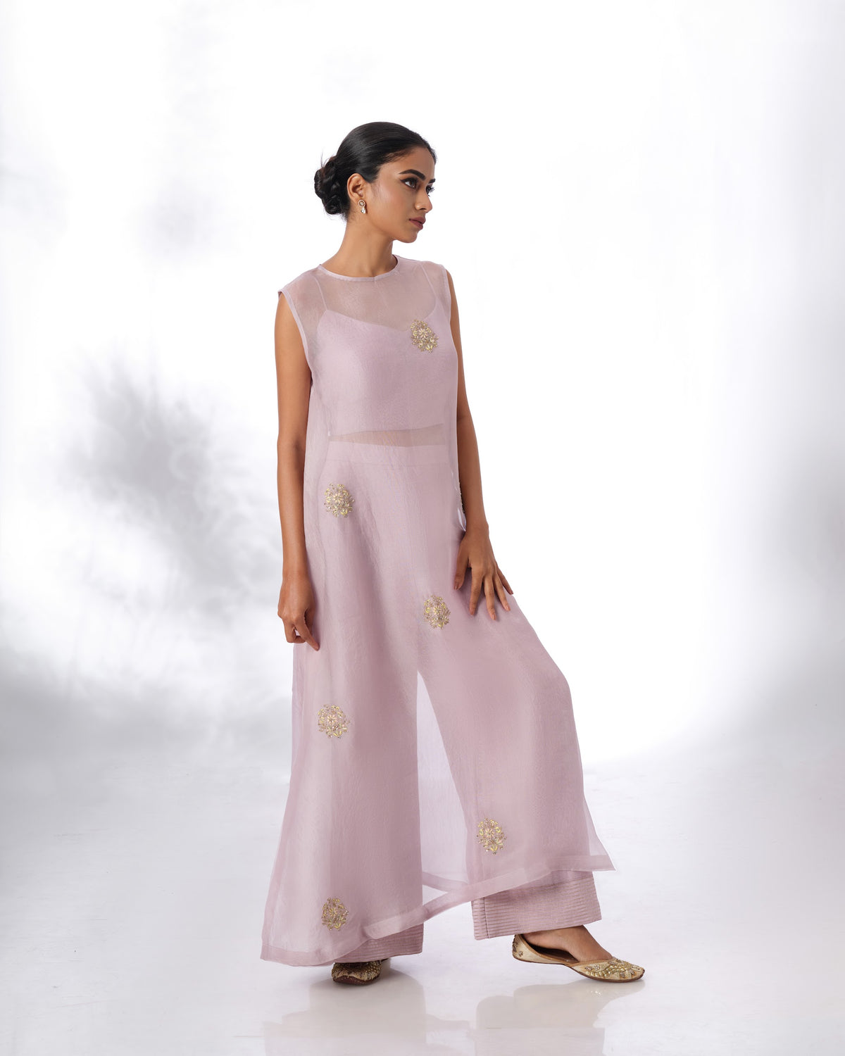Model wearing the Light Lilac Silk Organza Butta Set by Kpret by Kalakaari