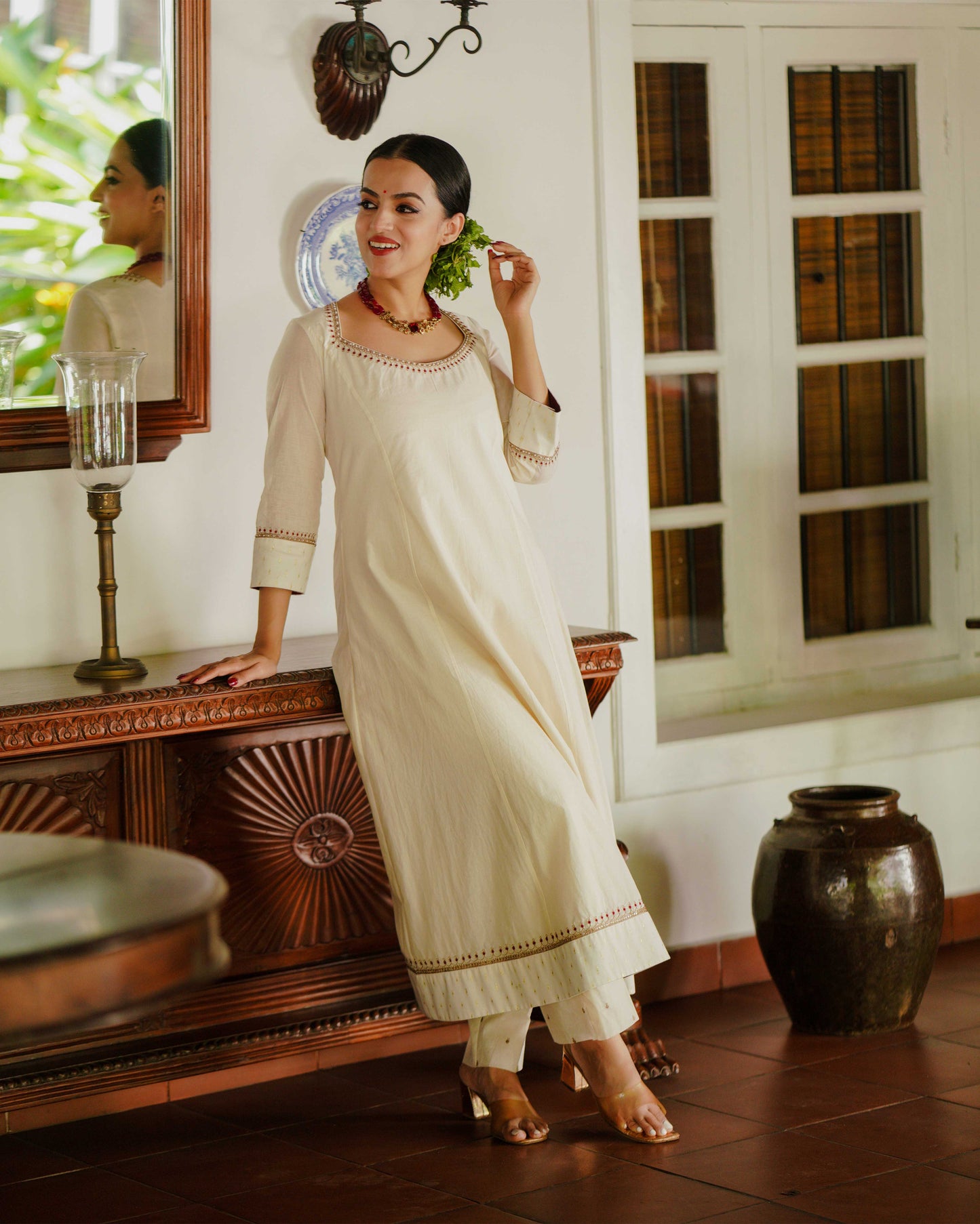 THREE PANEL HANDLOOM COTTON SUIT SET