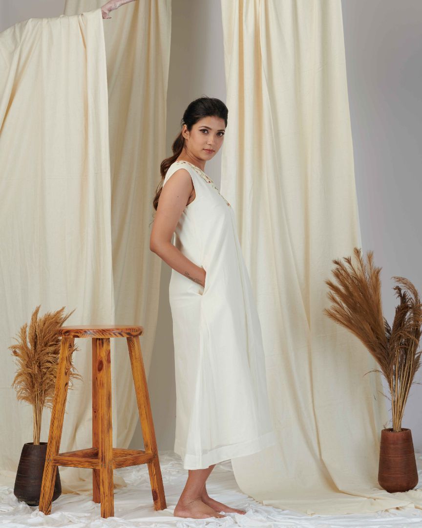 A LINE DRESS IN OFF WHITE SHADE