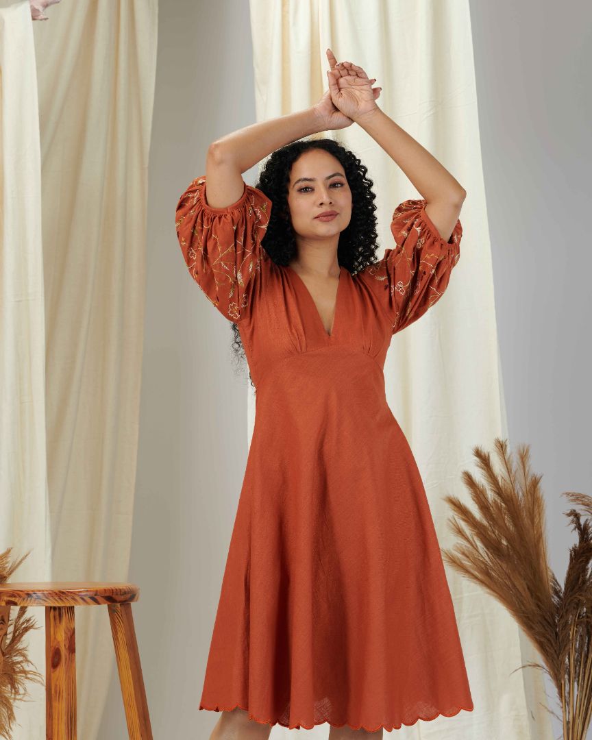 DRESS IN BURNT ORANGE SHADE