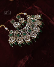 Meher Emerald Necklace Set
